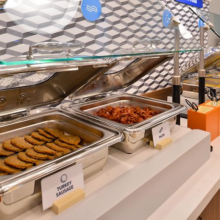 Holiday Inn Express Hotel & Suites Barrie By Ihg Dış mekan fotoğraf