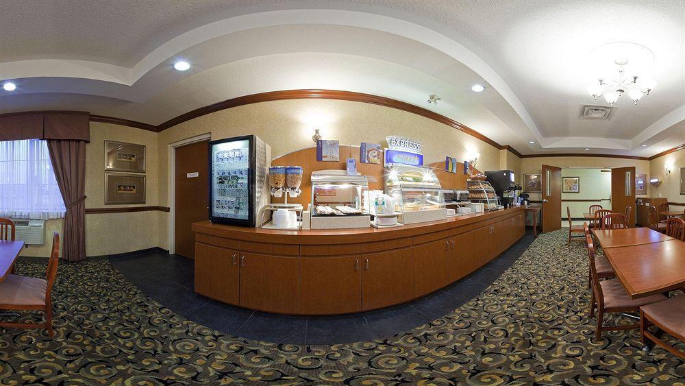 Holiday Inn Express Hotel & Suites Barrie By Ihg Dış mekan fotoğraf