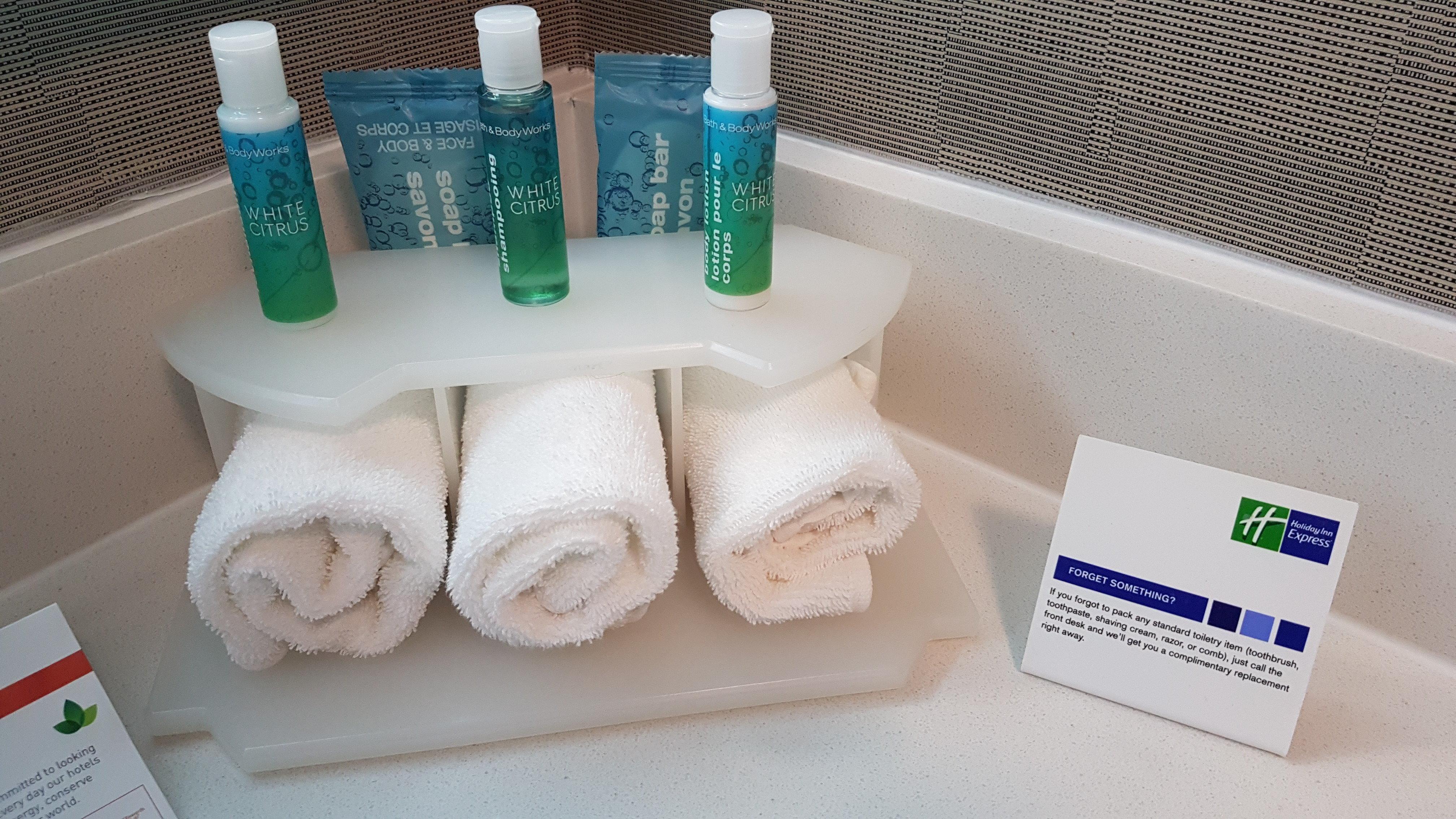 Holiday Inn Express Hotel & Suites Barrie By Ihg Dış mekan fotoğraf