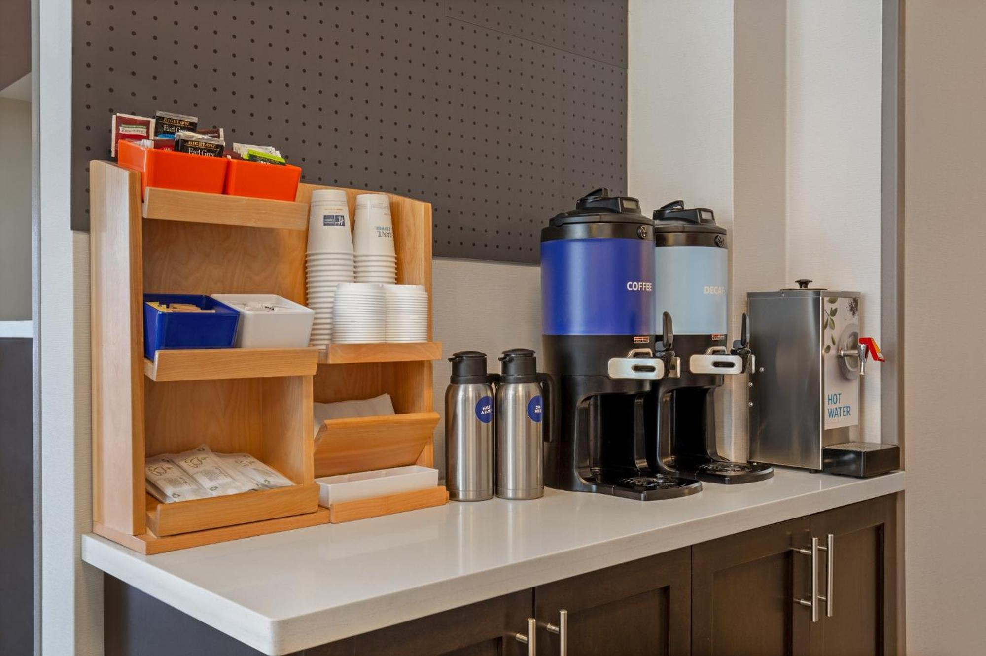 Holiday Inn Express Hotel & Suites Barrie By Ihg Dış mekan fotoğraf